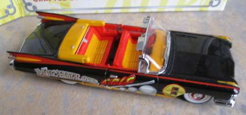 MATCHBOX DYM 37597 - 1959 CADILLAC CONVERTIBLE - AS NEW BOXED
