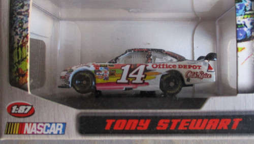 WINNER'S CIRCLE NASCAR 1/87 SCALE - #14 TONY STEWART - BOXED