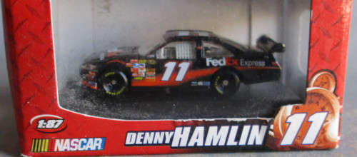 WINNER'S CIRCLE NASCAR 1/87 SCALE - #11 DENNY HAMLIN - BOXED