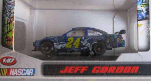 WINNER'S CIRCLE NASCAR 1/87 SCALE - #24 JEFF GORDON - BOXED