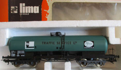 LIMA HO SCALE - TRAFFIC SERVICE TANK WAGON - BOXED