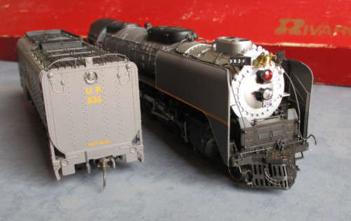 RIVAROSSI HO SCALE - 4-8-4 UP 836 STEAM LOCO & TENDER - BOXED
