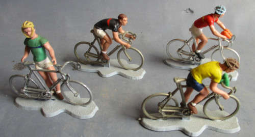 BRITAINS, ENGLAND - 4 X TOUR DE FRANCE CYCLIST FIGURES