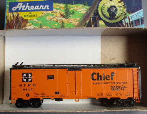 ATHEARN HO SCALE - 40' ATSF REEFER - BOXED