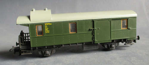 LILIPUT HO SCALE -Pwi GUARDS VAN