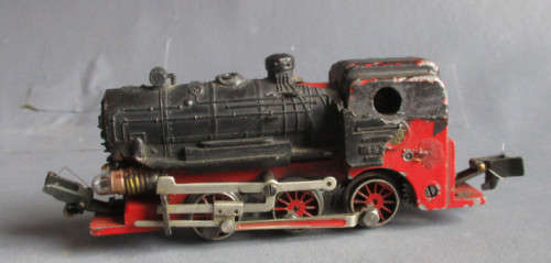 TT SCALE - 0-6-0 STEAM LOCO FOR SPARES OR REPAIRS IN RUNNING CONDITION AS PER FOTOS