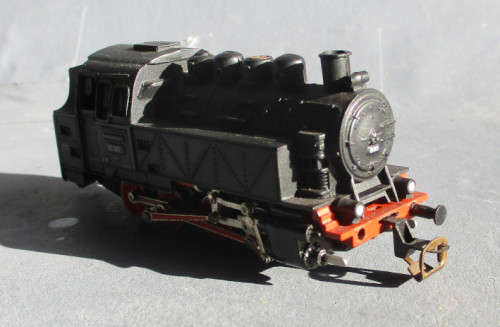 TT SCALE - 0-8-0 81 001 STEAM LOCO