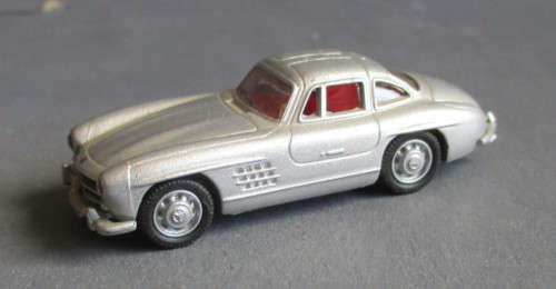HIGH SPEED HO SCALE - MERCEDES BENZ SL