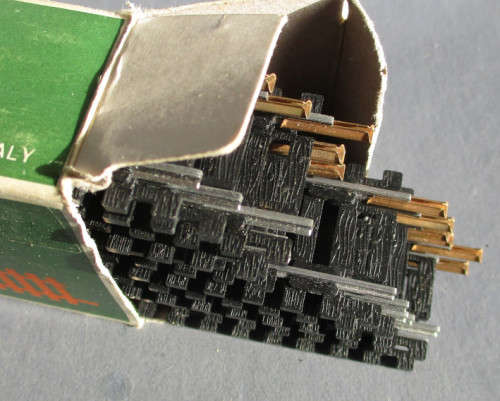 LIMA HO SCALE - 10 X STRAIGHT TRACKS - BOXED