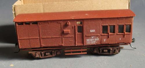 HO SCALE - SAR V-7  MK 1 GUARDS VAN (NEW BOXED)