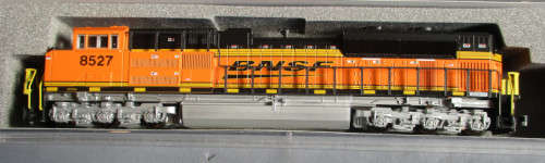 KATO N SCALE - BNSF # 8527 SD70ACe DIESEL LOCO - MINT BOXED