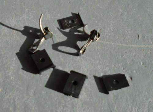 HO SCALE - 2 X KD 148 COUPLINGS WITH SNAP ON GEARBOX