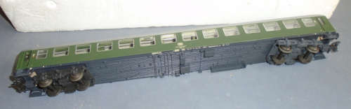 ROCO HO SCALE - DB 2nd CLASS PASSENGER COACH - BOXED