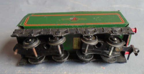 HORNBY DUBLO OO SCALE - TENDER FOR A4 MALLARD LOCO - BRITISH RAIL GREEN