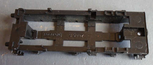 HORNBY OO SCALE - S9887 TENDER CHASSIS, NEW