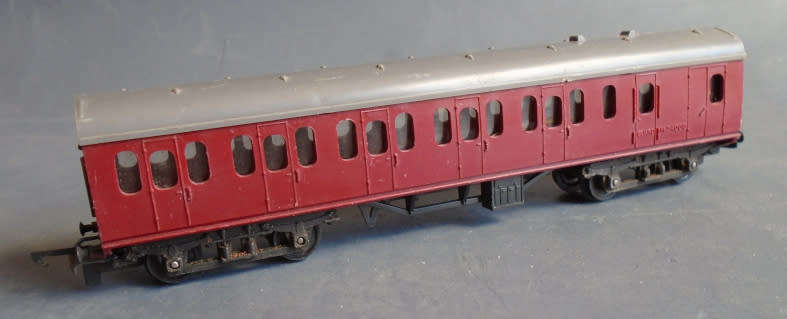 TRI-ANG TT SCALE - GUARDS VAN