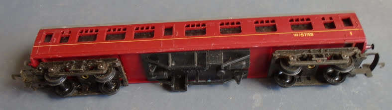 TRI-ANG TT SCALE - PASSENGER COACH W15732