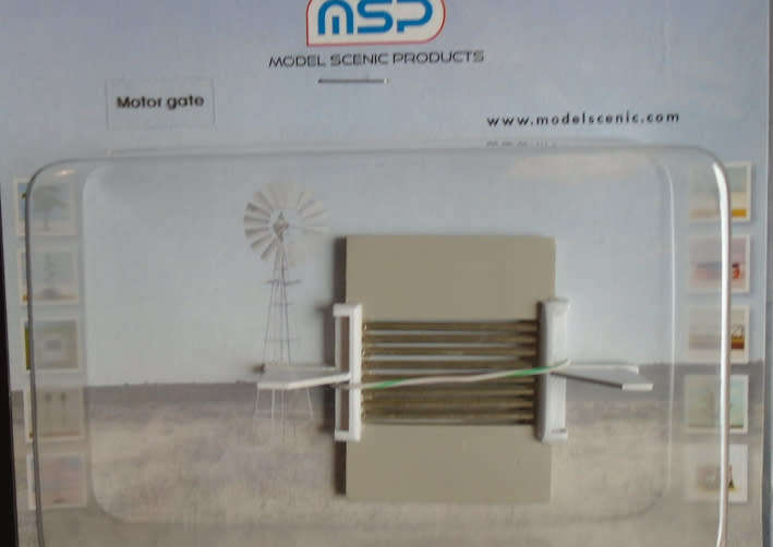 MSP HO SCALE - CATTLE GATE, NEW CARDED