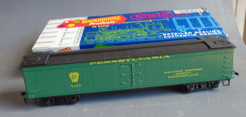 ROUNDHOUSE HO SCALE - PENNSYLVANIA 50` EXPRESS REEFER - BOXED