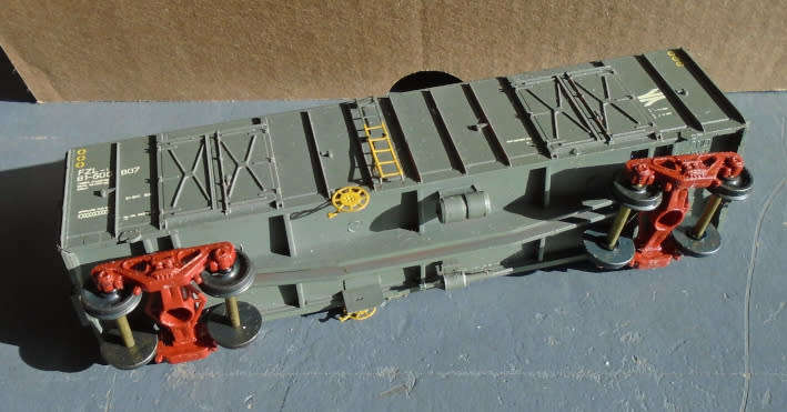 CMD HO SCALE - FZL-1 GOODS WAGON, FIT OWN COUPLINGS
