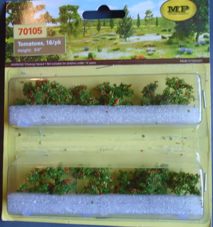 MP HO SCALE - 3/4` 16 TOMATOES, CARDED