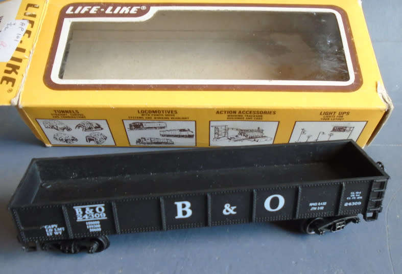 LIFE-LIKE HO SCALE - B&O GONDOLA, BOXED