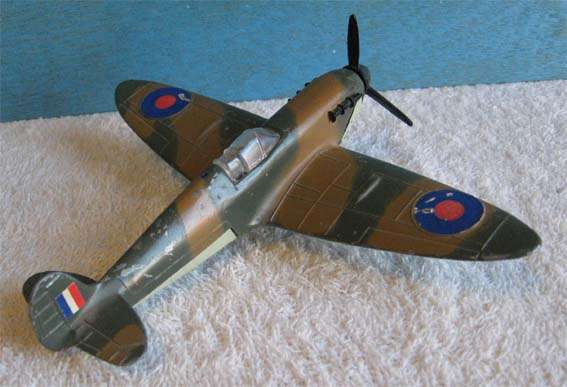 SPITFIRE MK II # 719 by DINKY TOYS, MADE IN ENGLAND, MECCANO LTD.