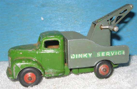 COMMER by DINKY TOYS, MADE IN ENGLAND, MECCANO LTD