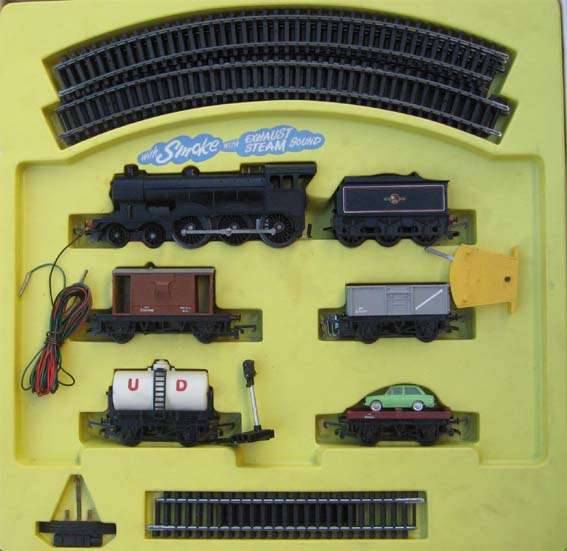 RS.606 EXPRESS GOODS SET by TRI-ANG HORNBY (BOXED)