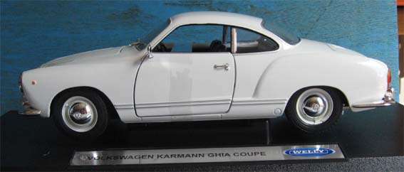 VOLKSWAGEN KHARMANN GHIA COUPE by WELLY in 1/18 SCALE (NEW BOXED)