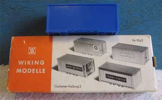 5 X CONTAINERS (4 X BOXED) in HO SCALE by WIKING MODELS