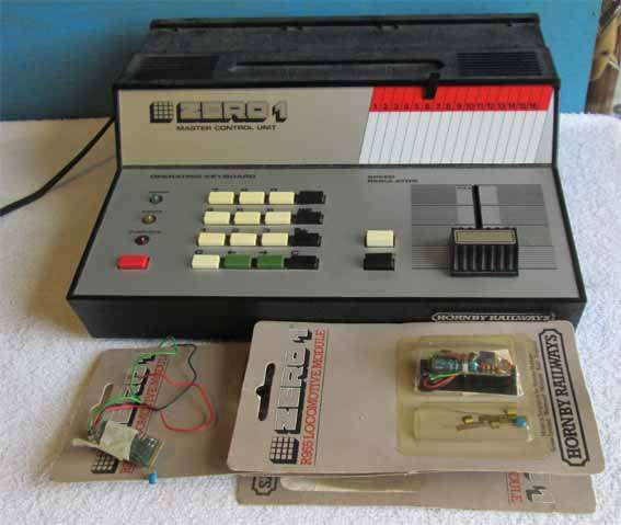 HORNBY ZERO 1 CONTROL SYSTEM WITH 3 R955 LOCOMOTIVE MODULES