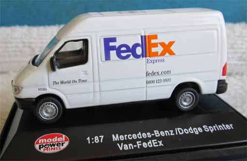 MB SPRINTER VAN - FED EX by MODEL POWER in 1/87 RAILWAY SCALE (NEW BOXED)
