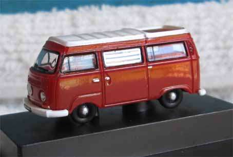 VOLKSWAGEN CAMPER by OXFORD in "N" SCALE (NEW BOXED)