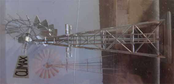 SA WIND MILL WATER PUMP in HO SCALE (NEW CARDED)