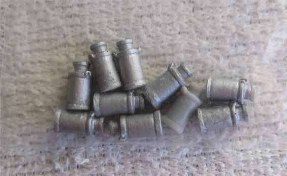 10 X SAR MILK CANS in HO SCALE (NEW)