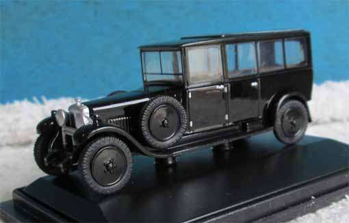 DAIMLER HEARSE by OXFORD in 1/76 OO SCALE (NEW BOXED)