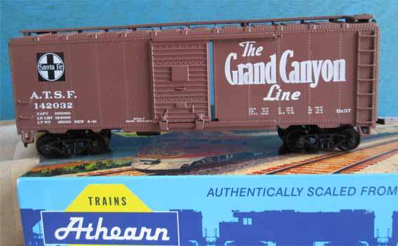ATHERN 40' REEFER AAR BOX CAR, ATSF "GRAND CANYON" in HO (BOXED)