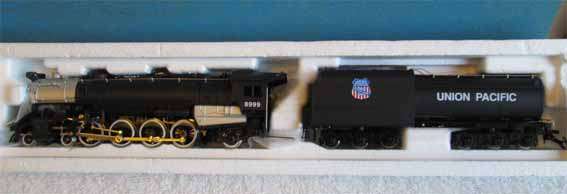 MEHANO - STEAM LOCO 4-8-2 "MOUNTAIN" in HO SCALE (NEW)