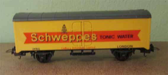LIMA SCHWEPPES BOX WAGON in HO