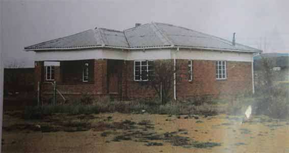 SAR RAILWAY HOUSE c1955 KIT in HO SCALE (NEW IN PKT) - SEE BELOW