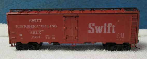 WALTHERS - REFRIDGERATOR WAGON - SWIFT in HO SCALE