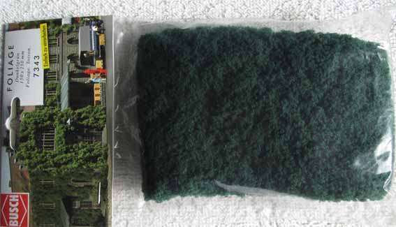 BUSCH - DARK GREEN FOLIAGE 150 X 250 mm (NEW BAGGED)