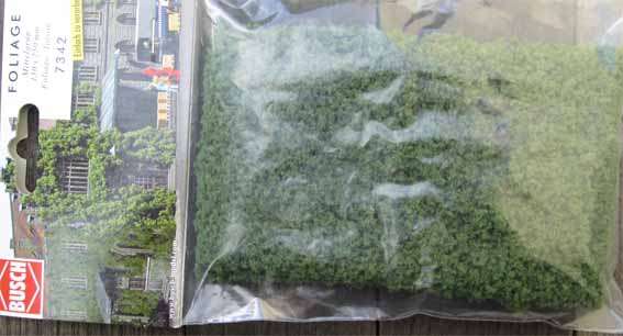 BUSCH - MEDIUM GREEN FOLIAGE 150 X 250 mm (NEW BAGGED)