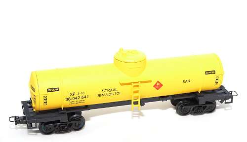 FRATESCHI HO SCALE SAR JET FUEL TANKER KIT (NEW) - SEE BELOW