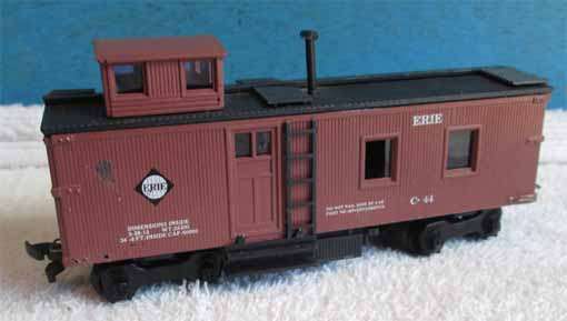ERIE C-44 CABOOSE in HO SCALE