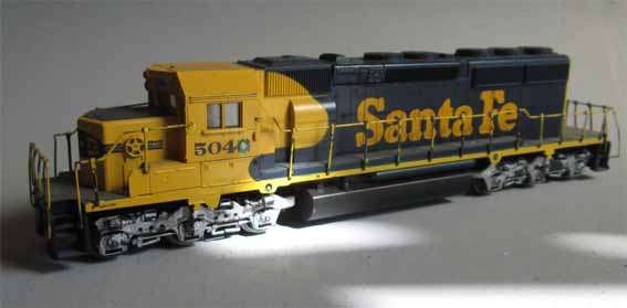 ATHERN HO SCALE - SANTA FE 5040 DIESEL LOCO - GOOD RUNNER, SEE FOTOS