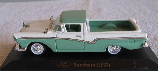 1957 FORD RANCHERO by ROAD SIGNATURE in 1/43 SCALE (NEW BOXED)