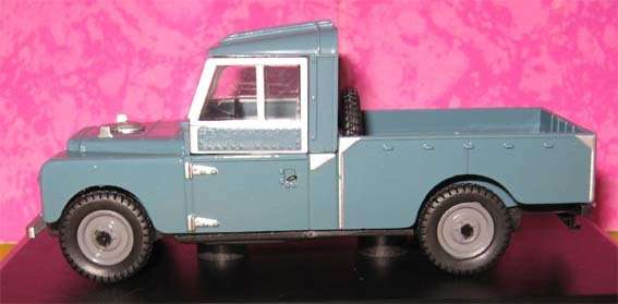 LAND ROVER 109" by OXFORD in 1/43 SCALE (NEW BOXED)