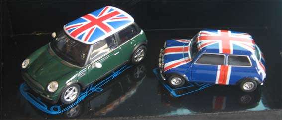 MINI COOPER GIFT SET by OXFORD in 1/43 SCALE (NIB)